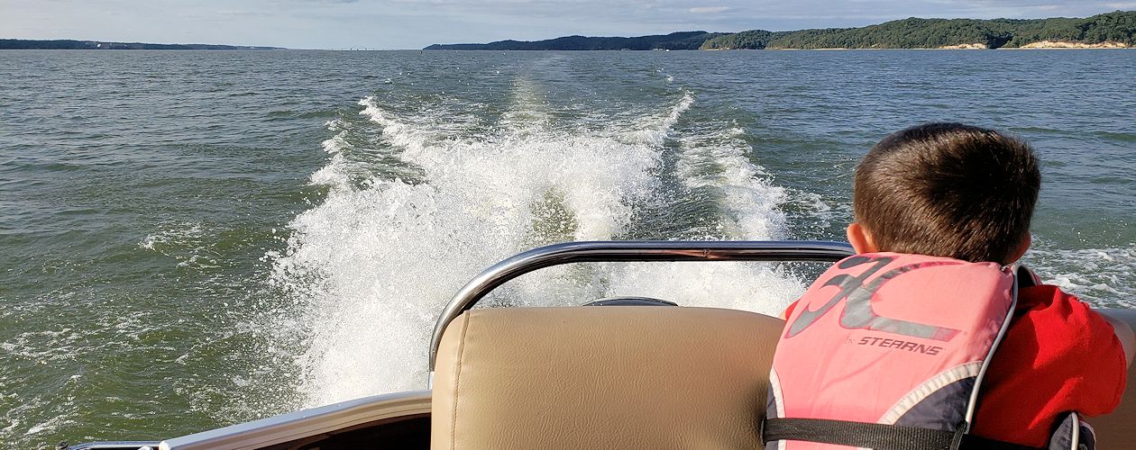 Pontoon Rentals on Kentucky Lake and Lake Barkley