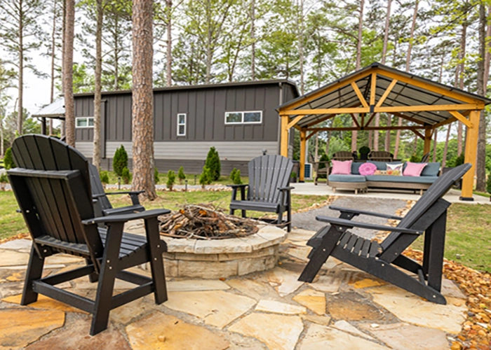 Cottage Between the Lakes at In the Pines