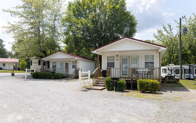 Malcolm Creek Resort