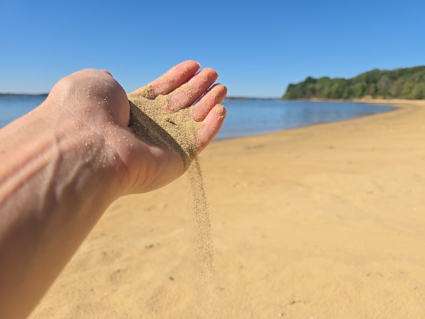 A Secret Beach: Walking to The Sands During Winter Pool